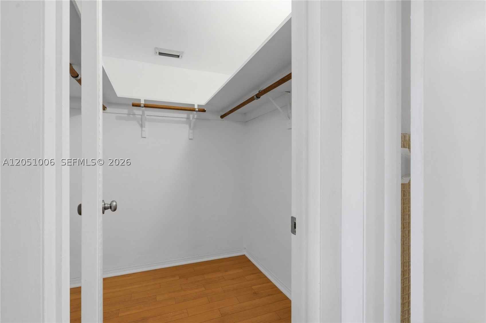 2851 Leonard Dr J402 Property Photo 22