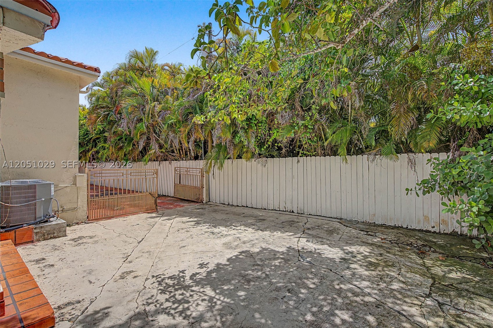7030 Sunset Dr Property Photo 31