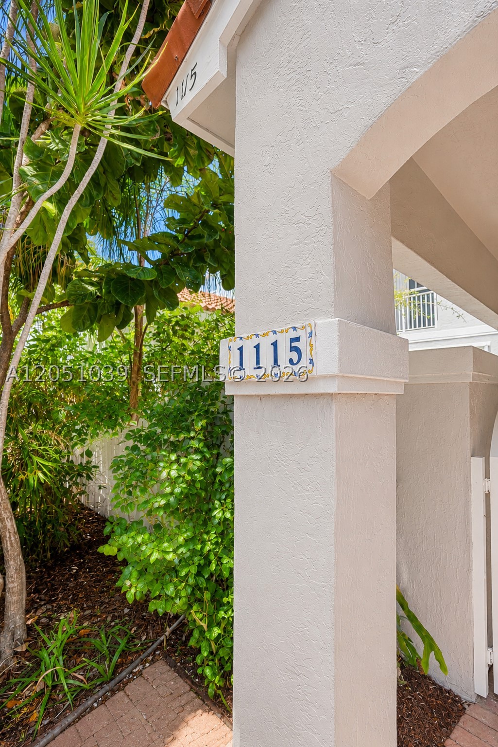 1115 Weeping Willow Way Property Photo 1