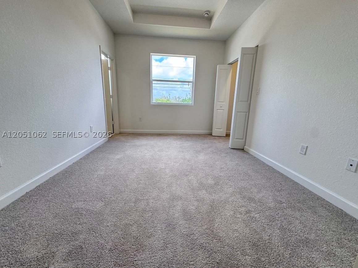1182 Se Palm Ter . Property Photo 15