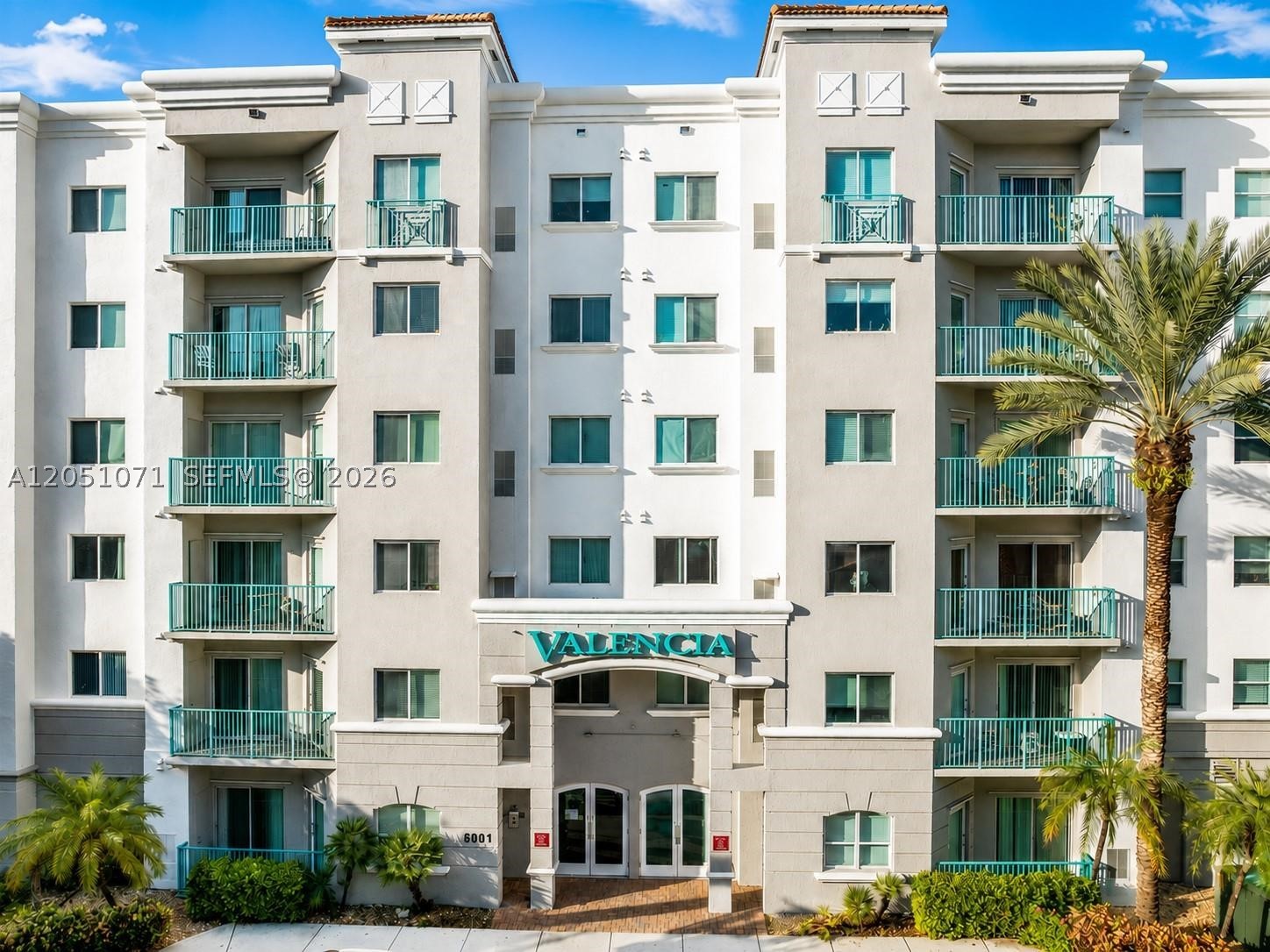 6001 SW 70th St 502 Property Photo 1