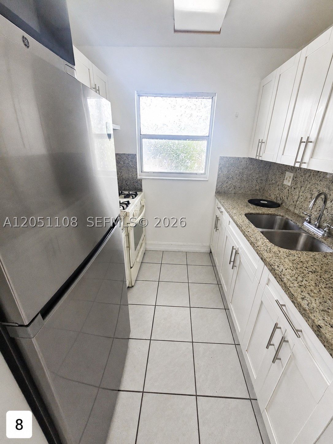 1655 W 44th Pl 304 Property Photo 11