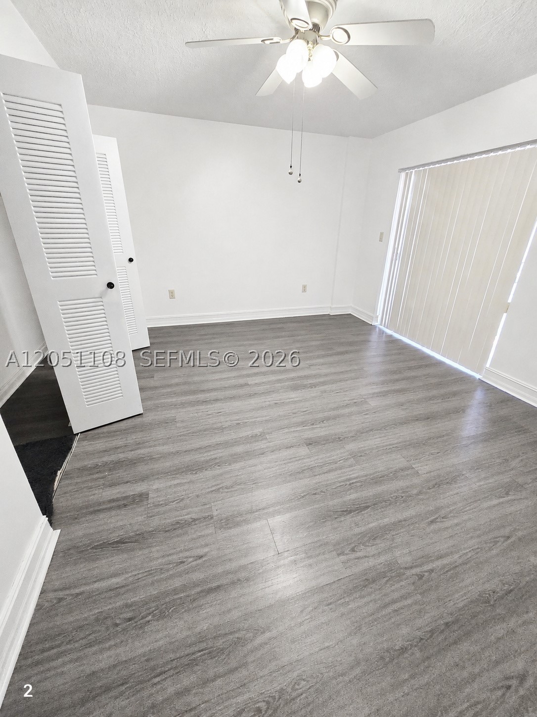 1655 W 44th Pl 304 Property Photo 14