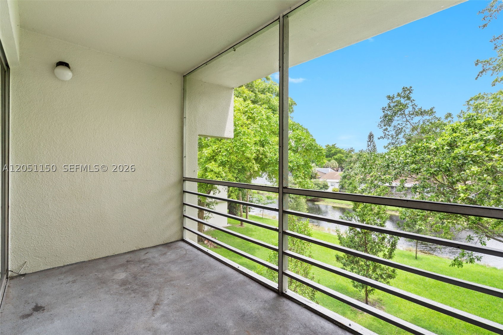 4215 N University Dr 305 Property Photo 23