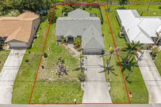 3257 Se Pinto St Property Photo 2