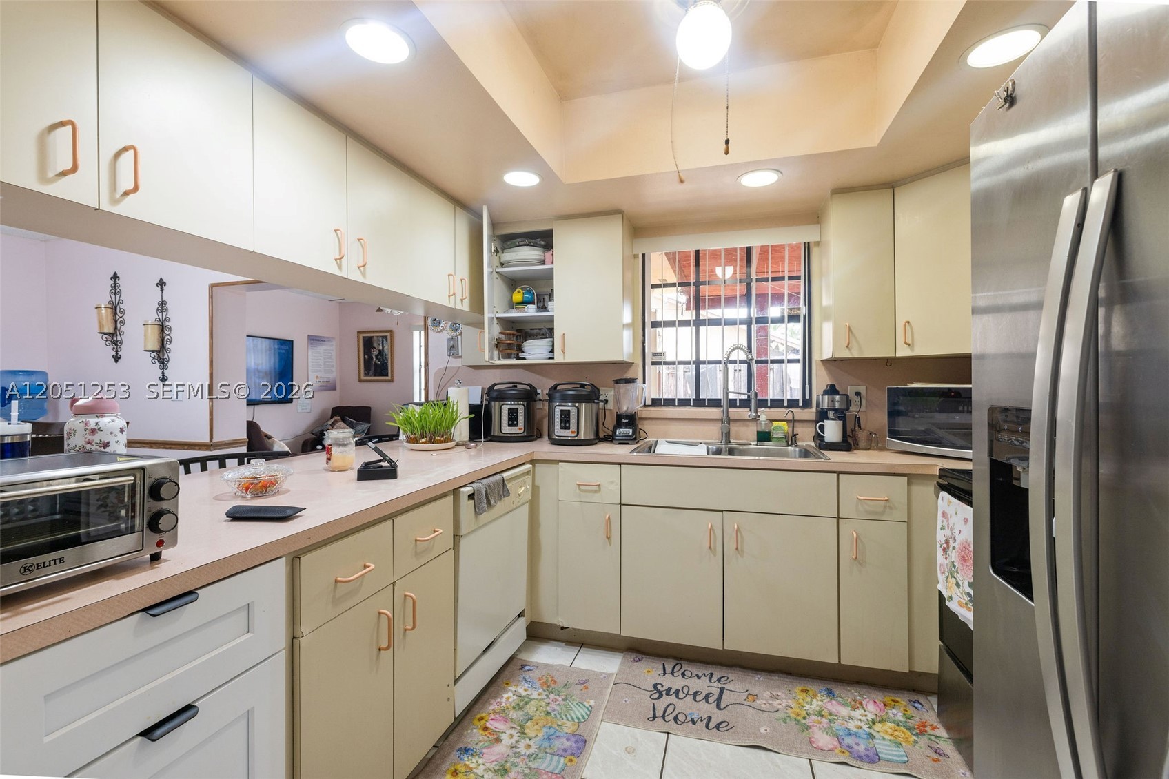 A12051253 Property Photo 12