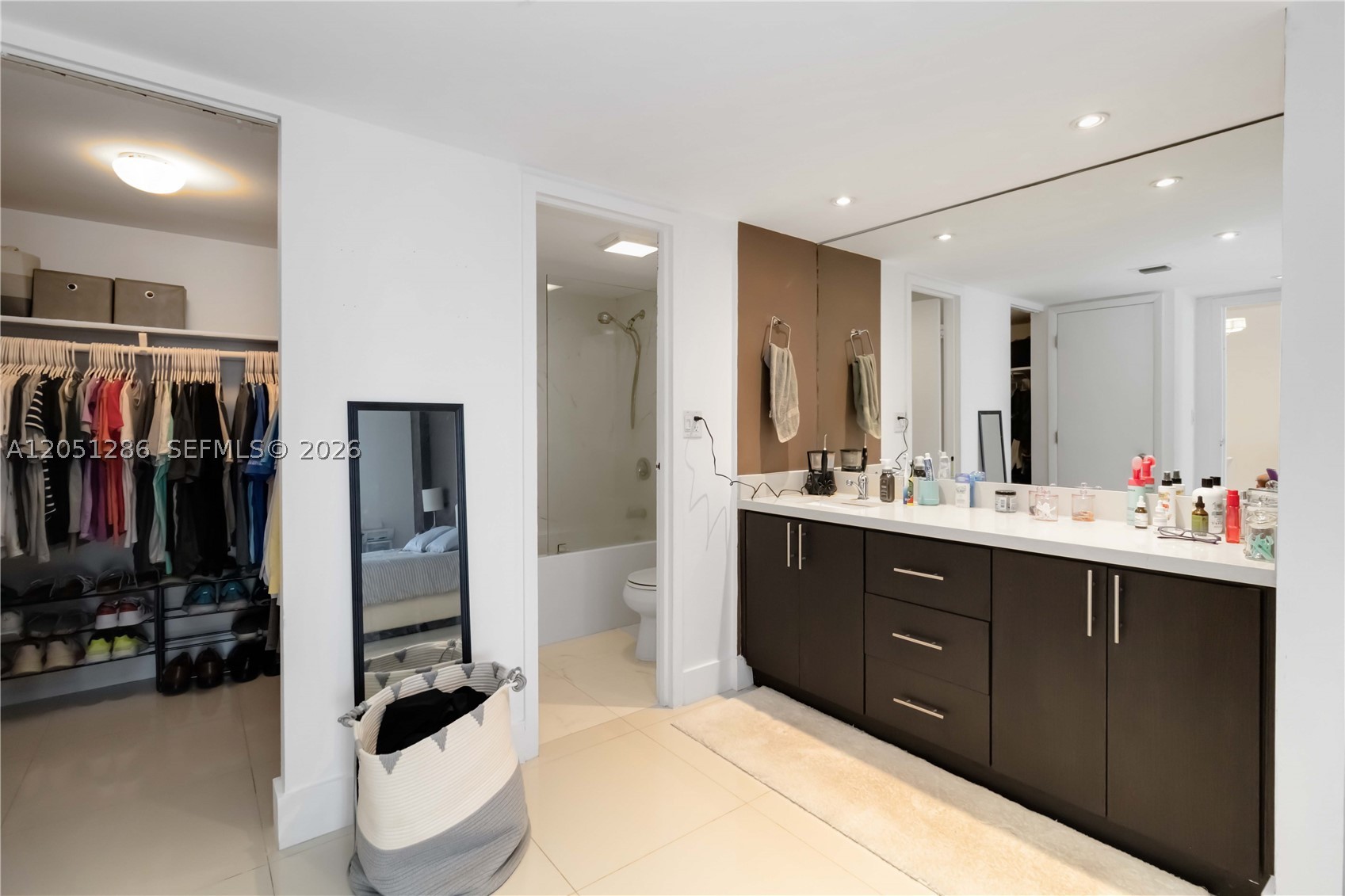 100 Bayview Dr 2014 Property Photo 20