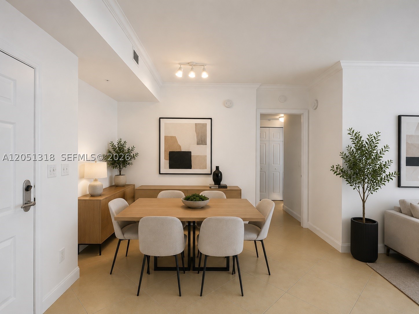 2000 N Bayshore Dr 1107 Property Photo 12