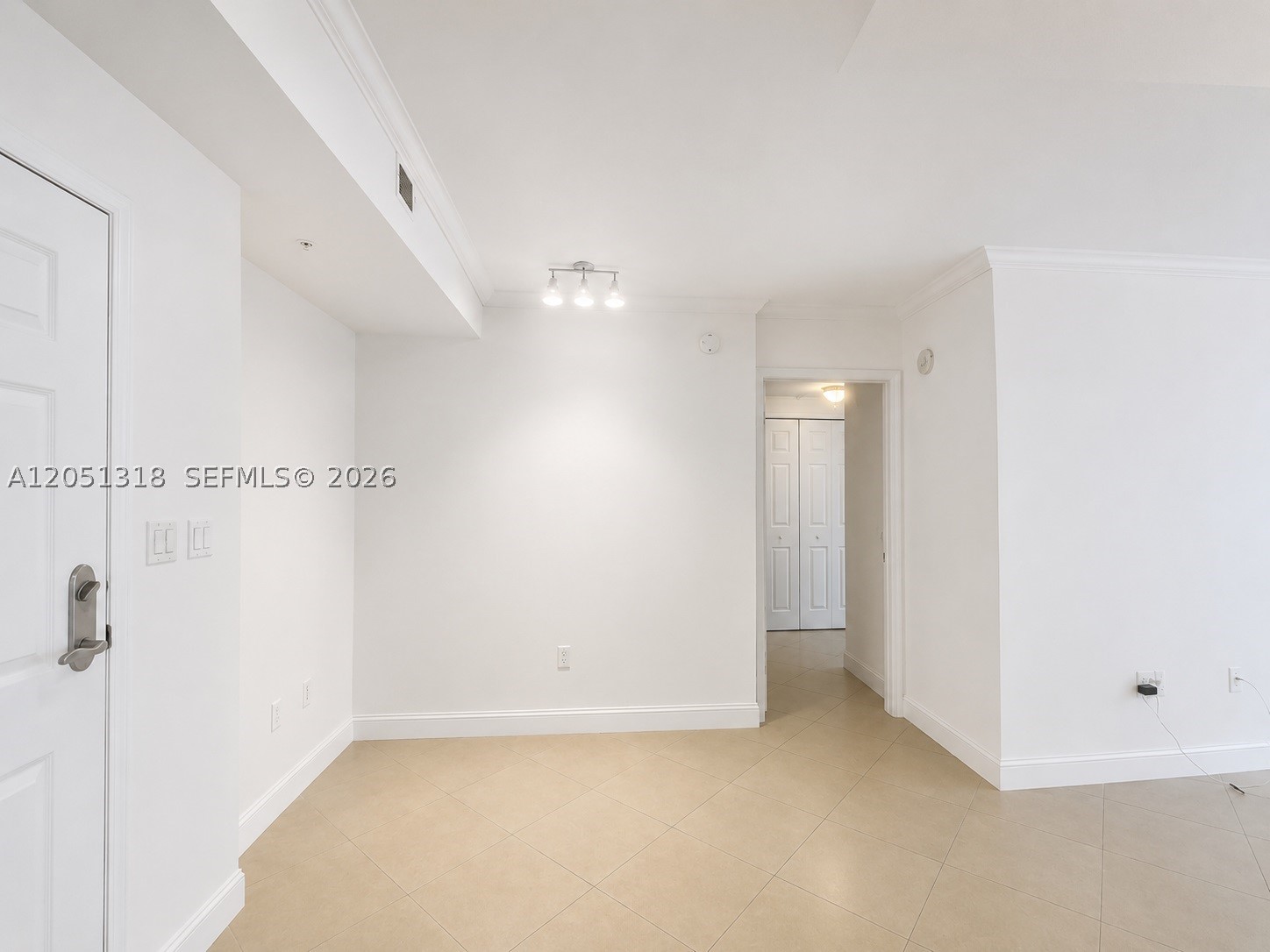 2000 N Bayshore Dr 1107 Property Photo 13