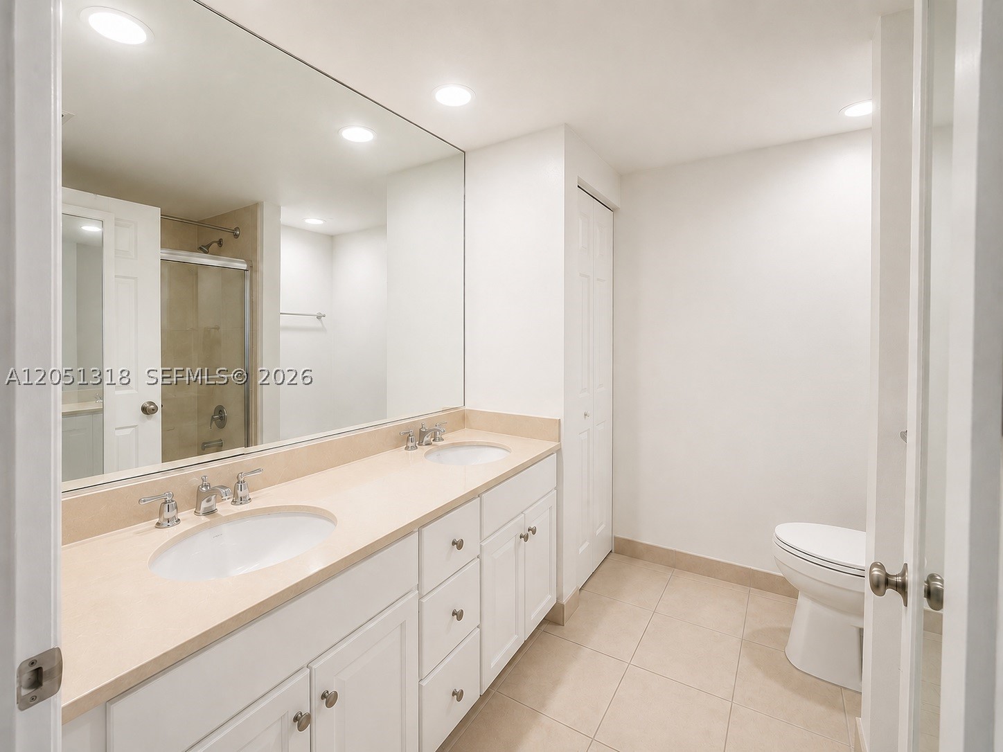 2000 N Bayshore Dr 1107 Property Photo 17