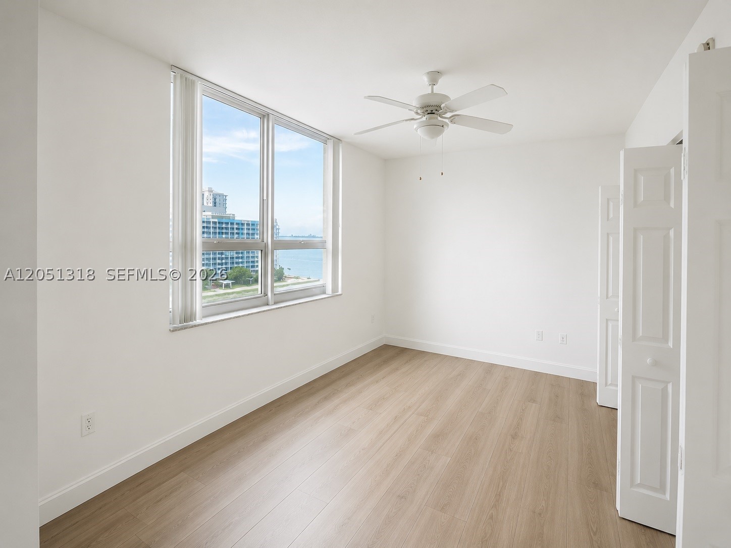 2000 N Bayshore Dr 1107 Property Photo 19