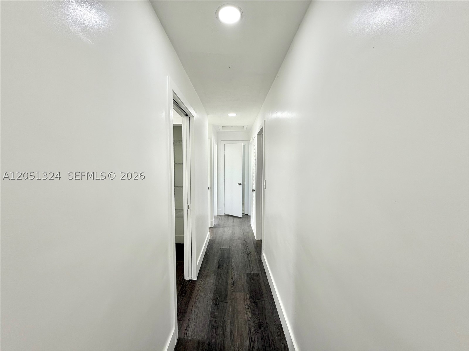 685 Se Park Dr Property Photo 13