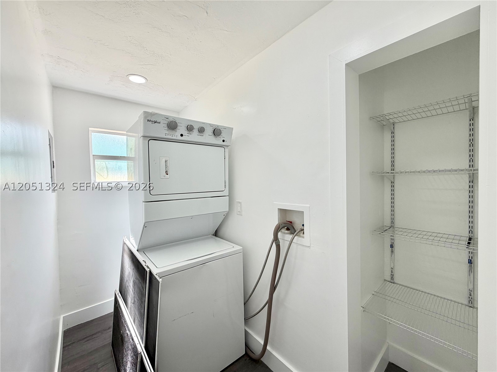 685 Se Park Dr Property Photo 15