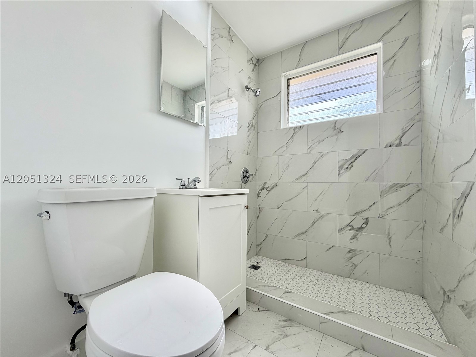 685 Se Park Dr Property Photo 18