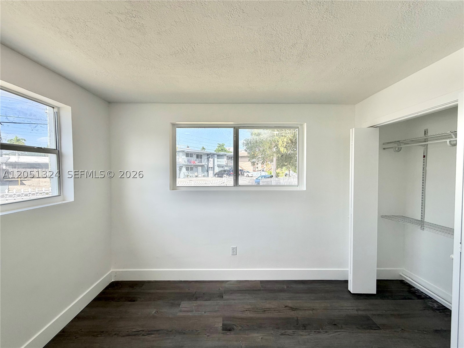 685 Se Park Dr Property Photo 28