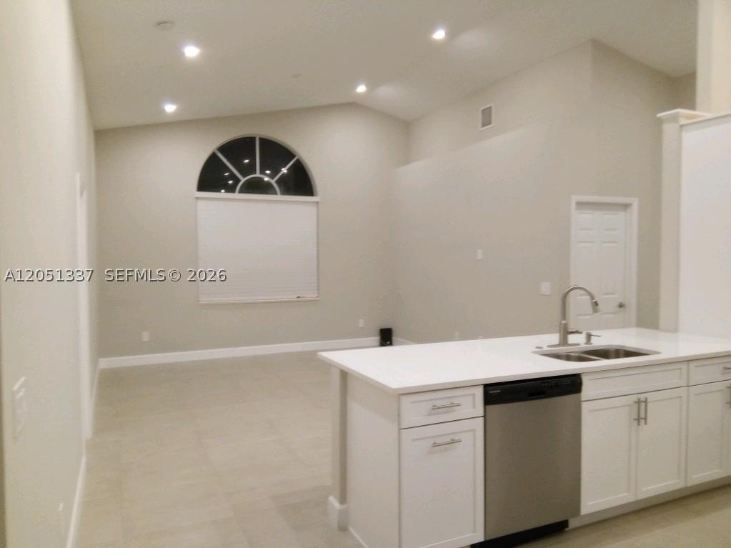 9367 Lake Serena Property Photo 13