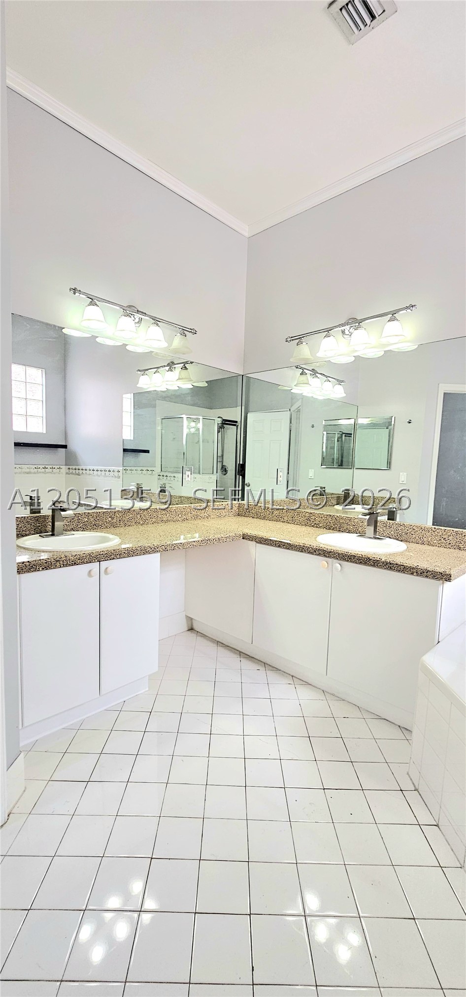 21460 Sw 90th Ct Property Photo 12
