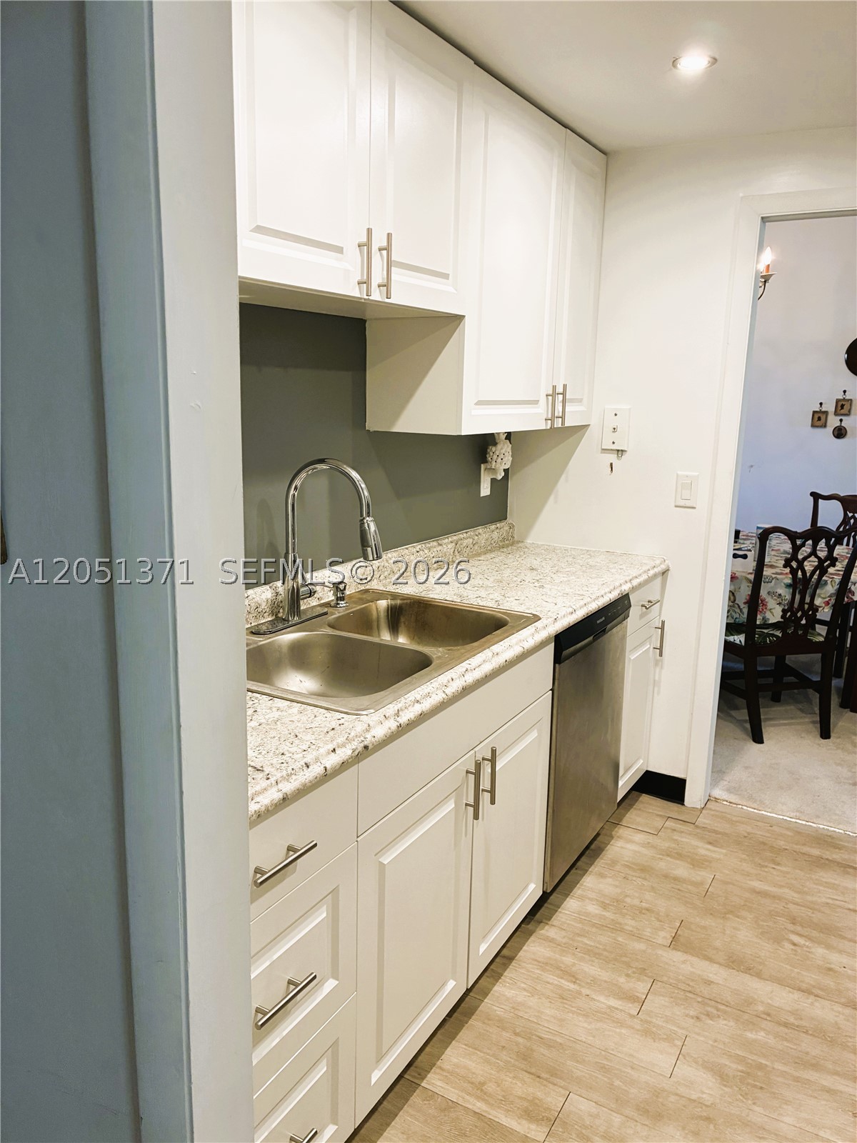 400 N Riverside Dr 501 Property Photo 8