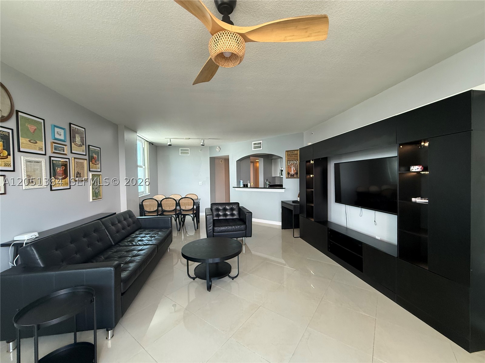 9201 Collins Ave 521 Property Photo 3