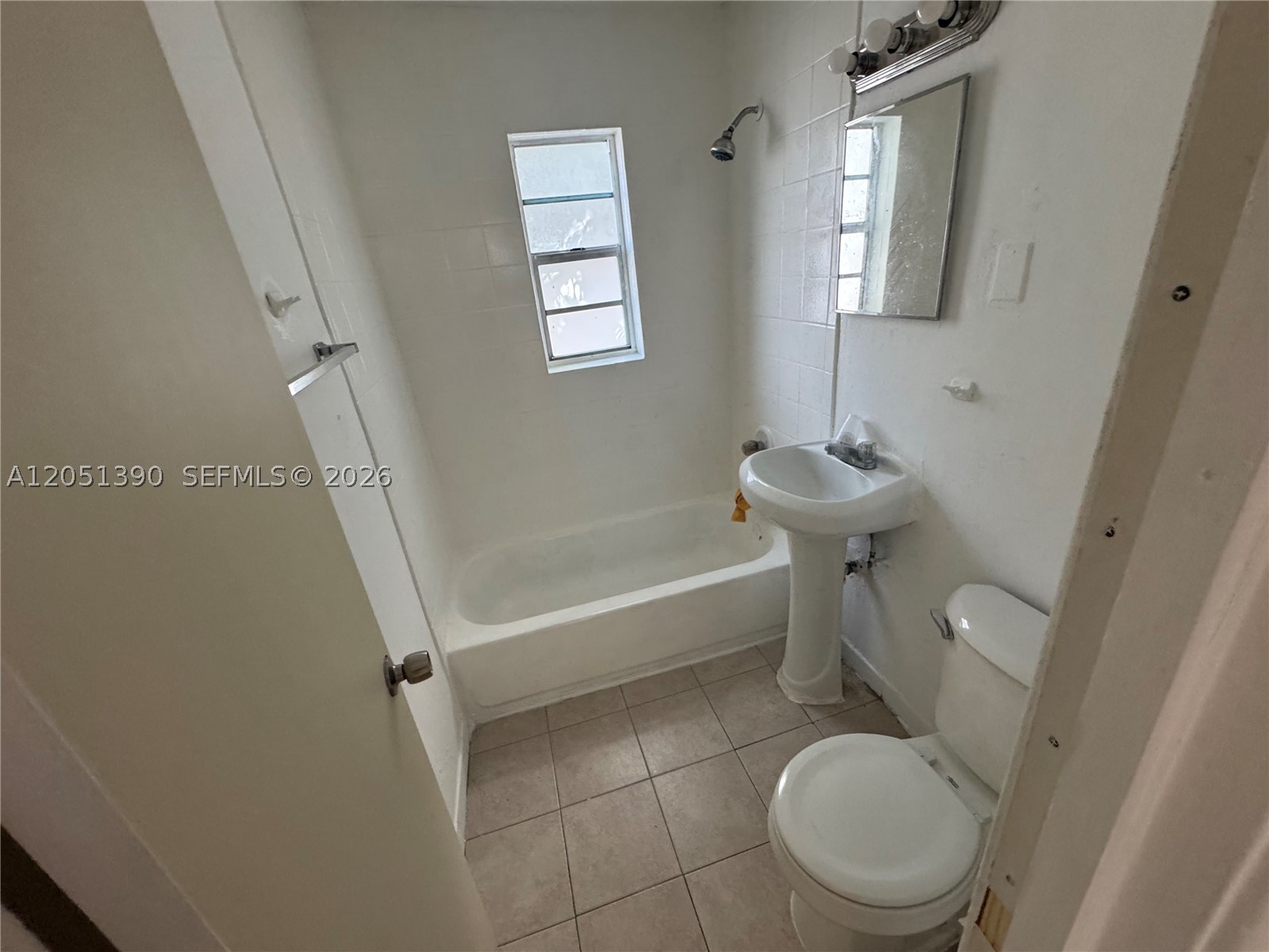 1306 Nw 61st St 5 Property Photo 4
