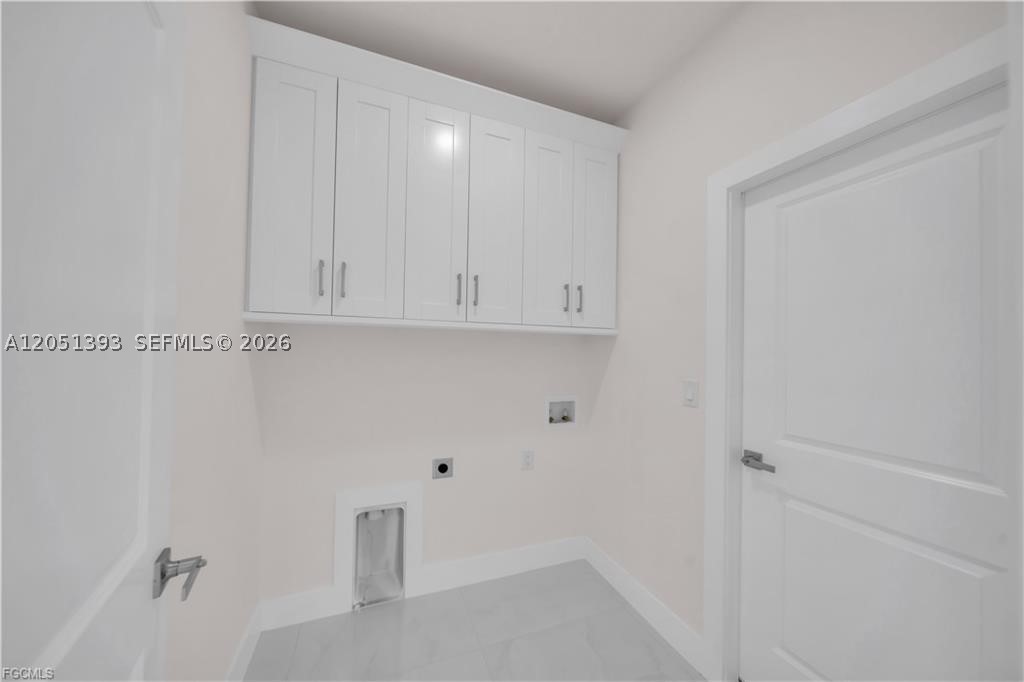 2909 63rd St W Property Photo 12