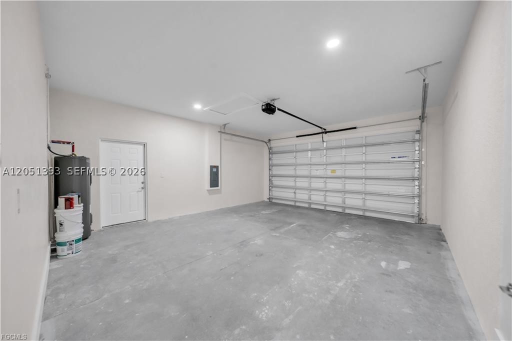 2909 63rd St W Property Photo 14