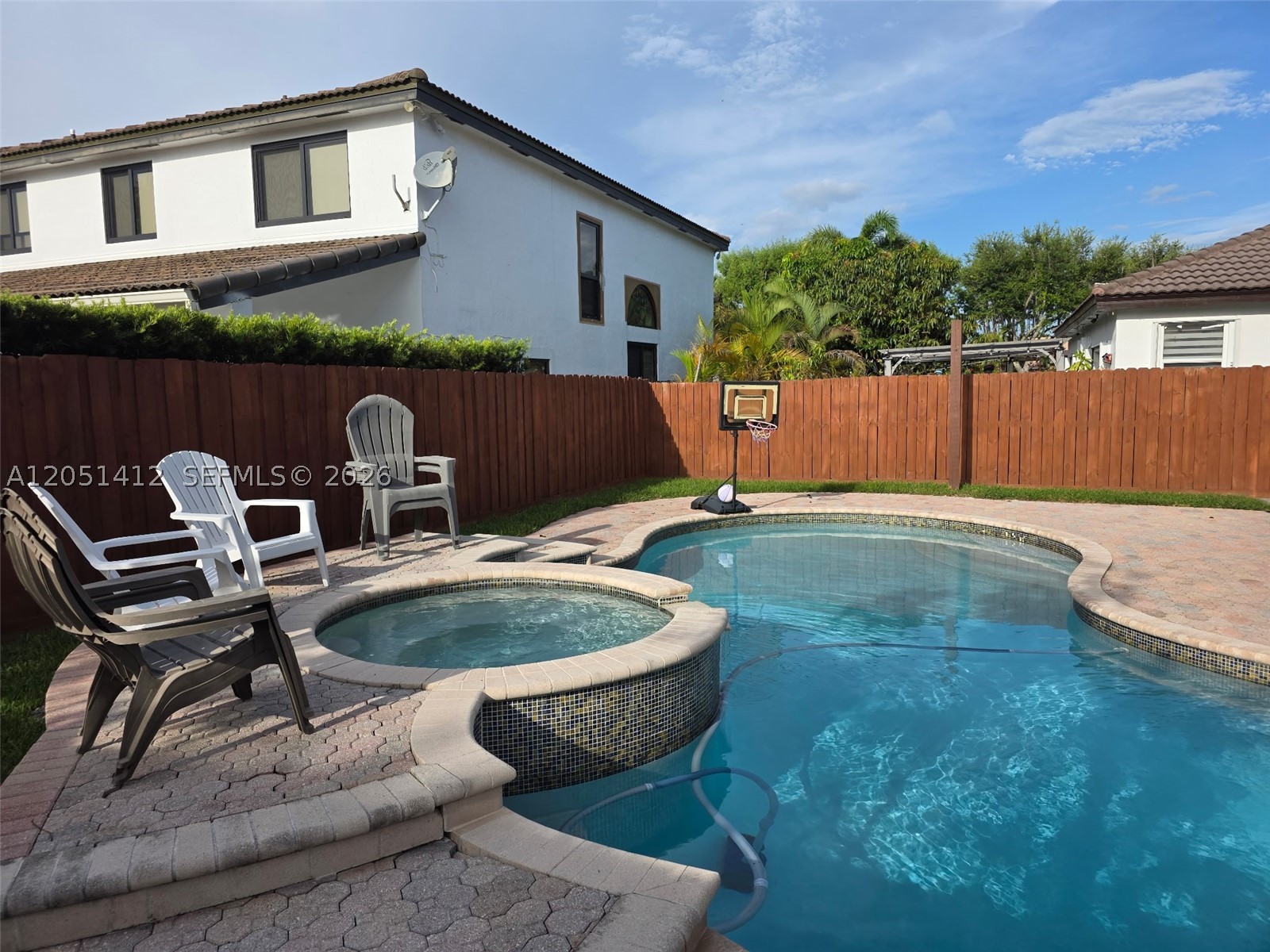 16453 Sw 75th Ter Property Photo 8