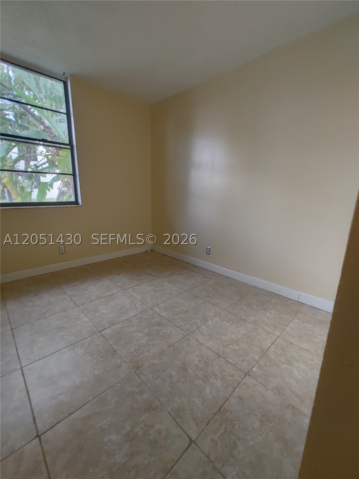 212 Lake Pointe Dr 112 Property Photo 11