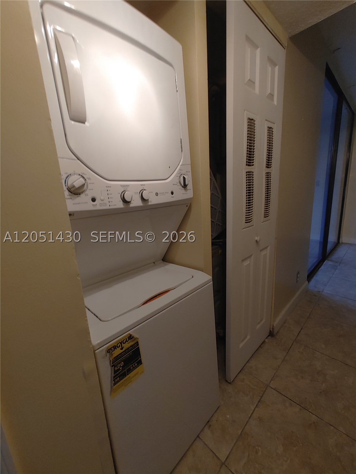 212 Lake Pointe Dr 112 Property Photo 18