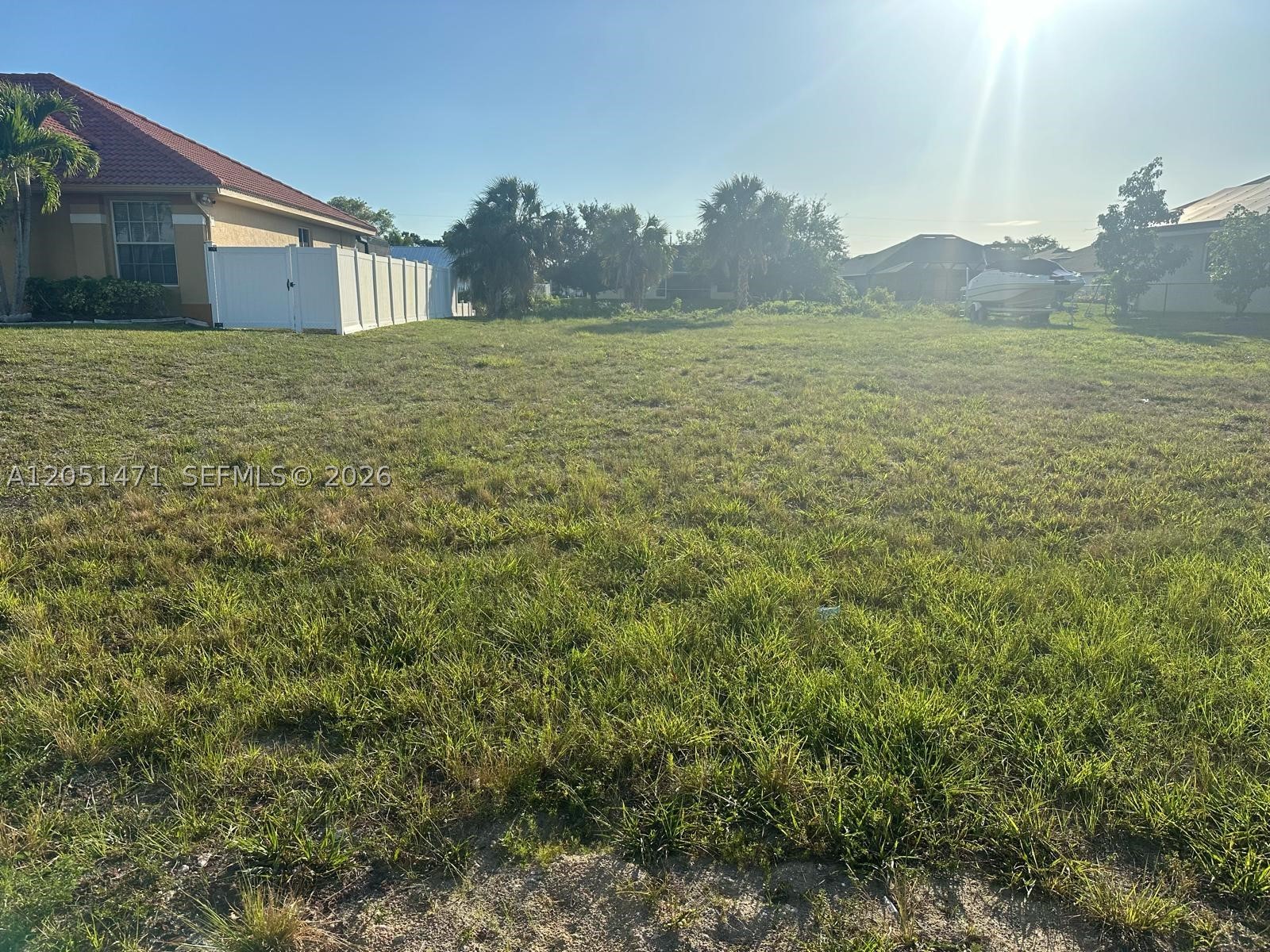 930 Sw 8th Pl Property Photo 2