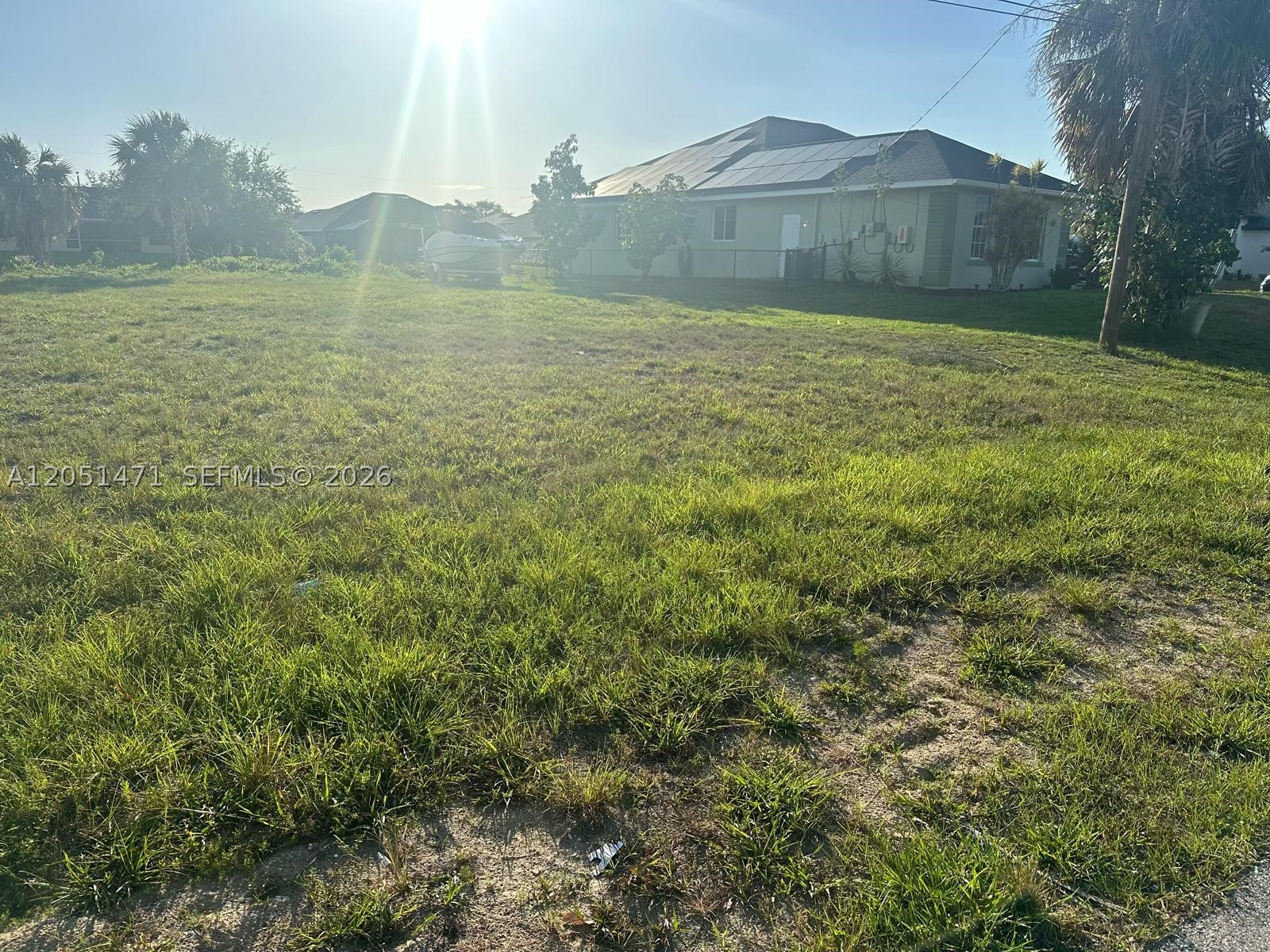 930 Sw 8th Pl Property Photo 3