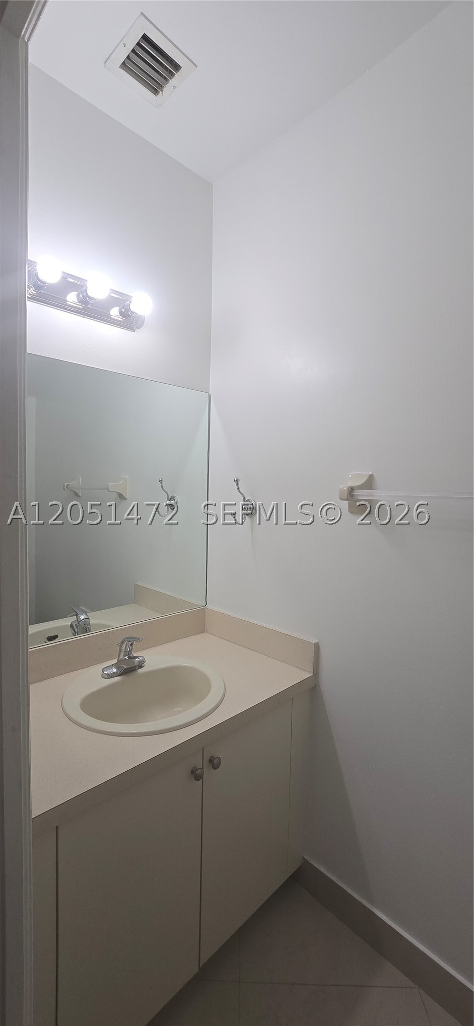730 Se 2nd St 0 Property Photo 14