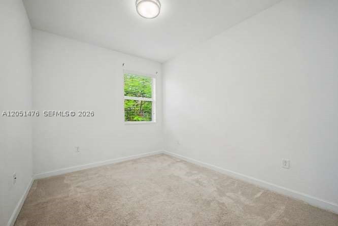 1020 Se 26th Ter Property Photo 17