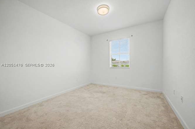 1020 Se 26th Ter Property Photo 19
