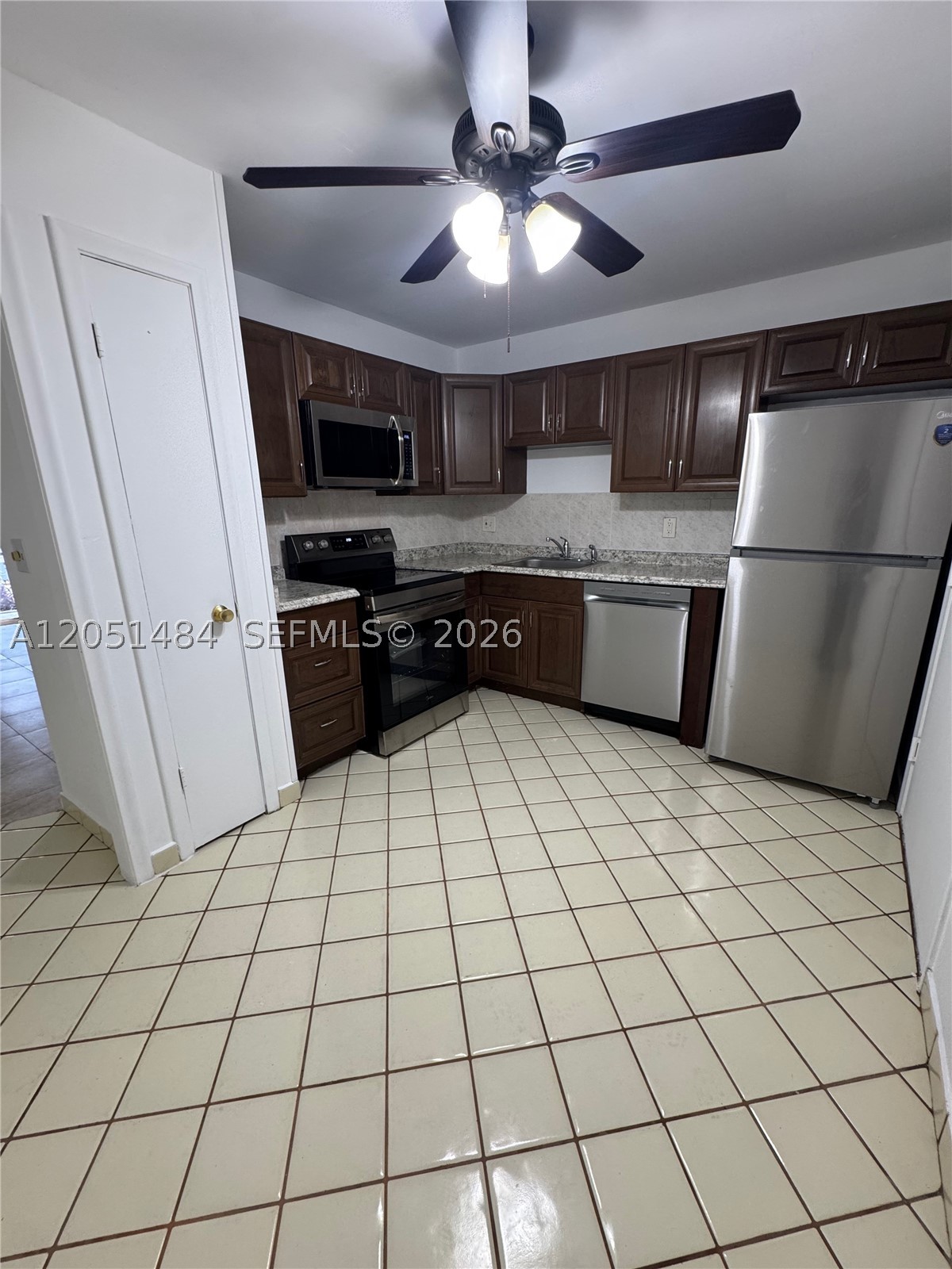 2061 Nw 47th Ter 111 Property Photo 2