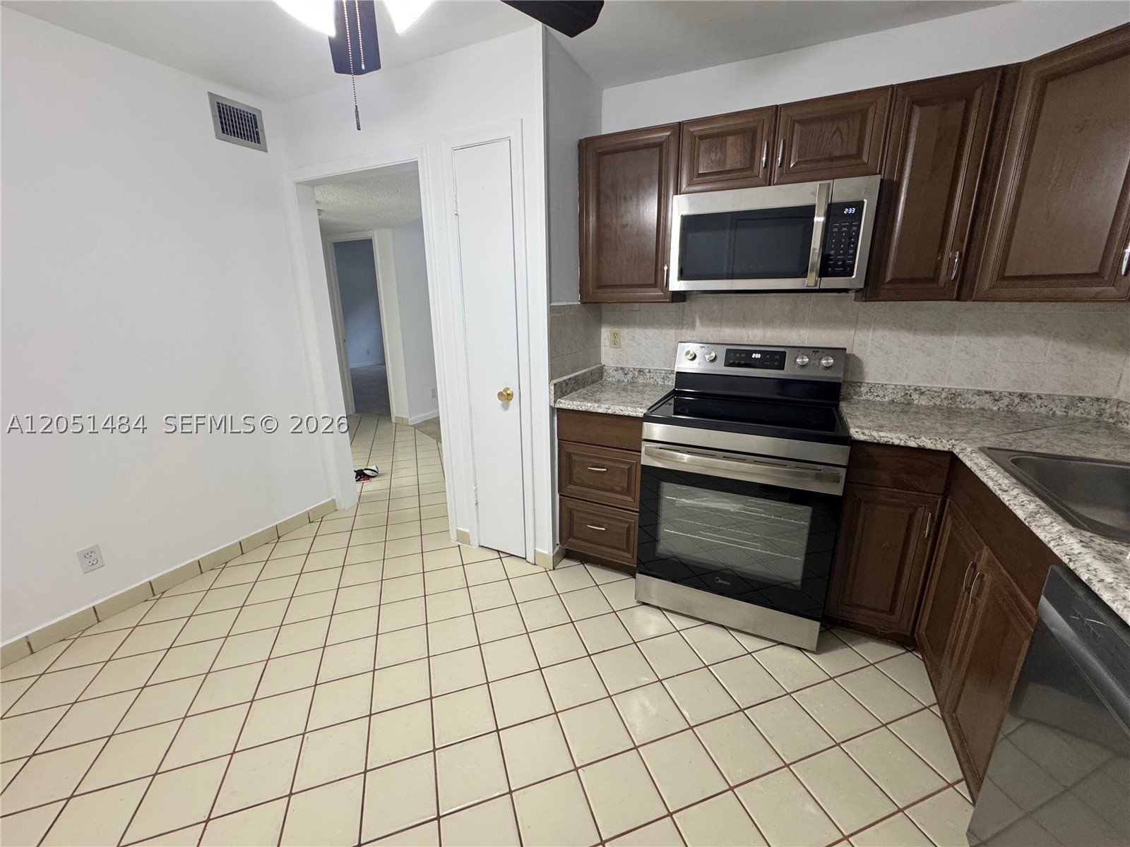 2061 Nw 47th Ter 111 Property Photo 3