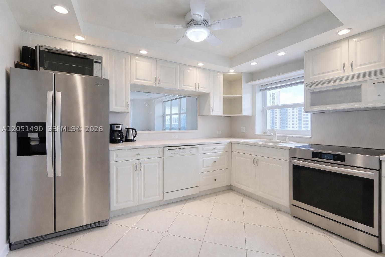 3800 S Ocean Dr 1112a Property Photo 2