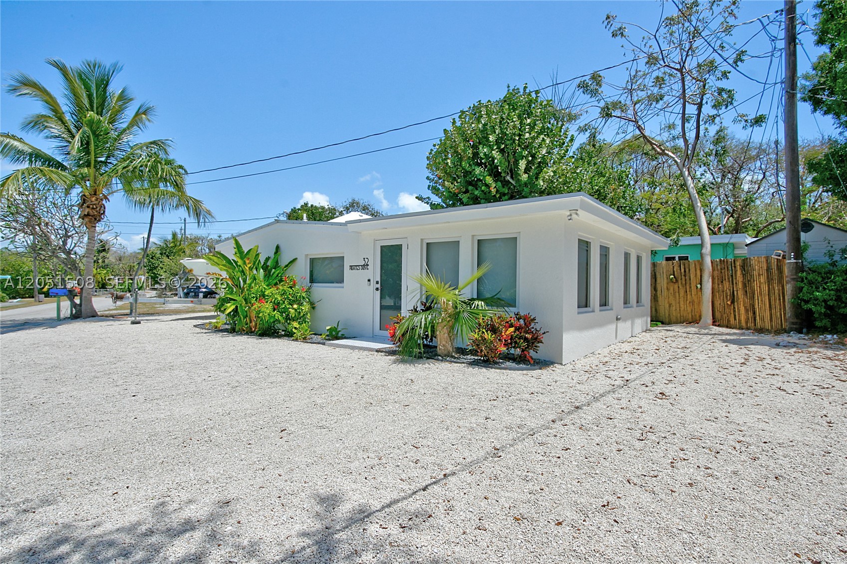 32 Pirates Dr Property Photo 2