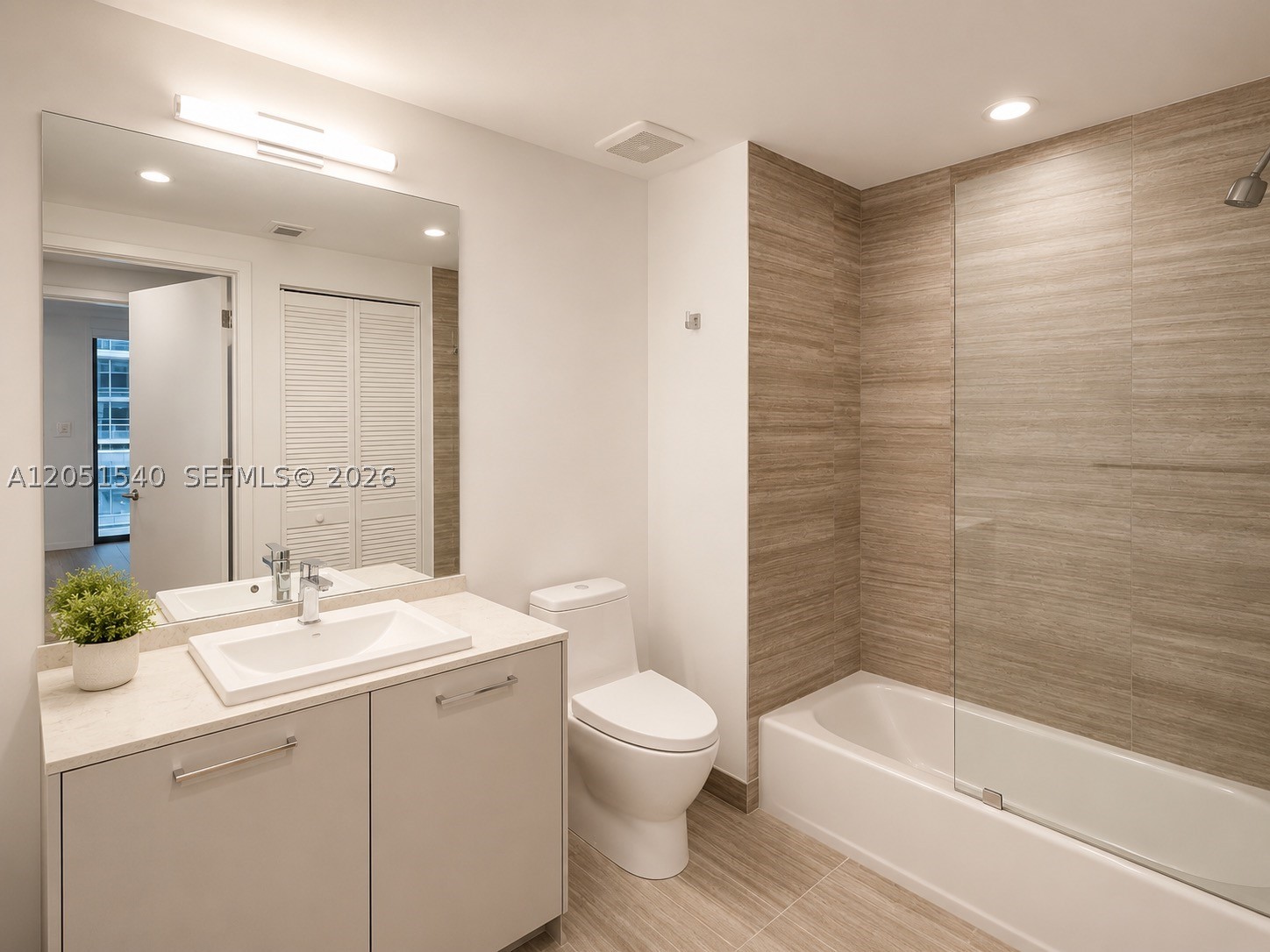 1010 Brickell Ave 3309 Property Photo 9