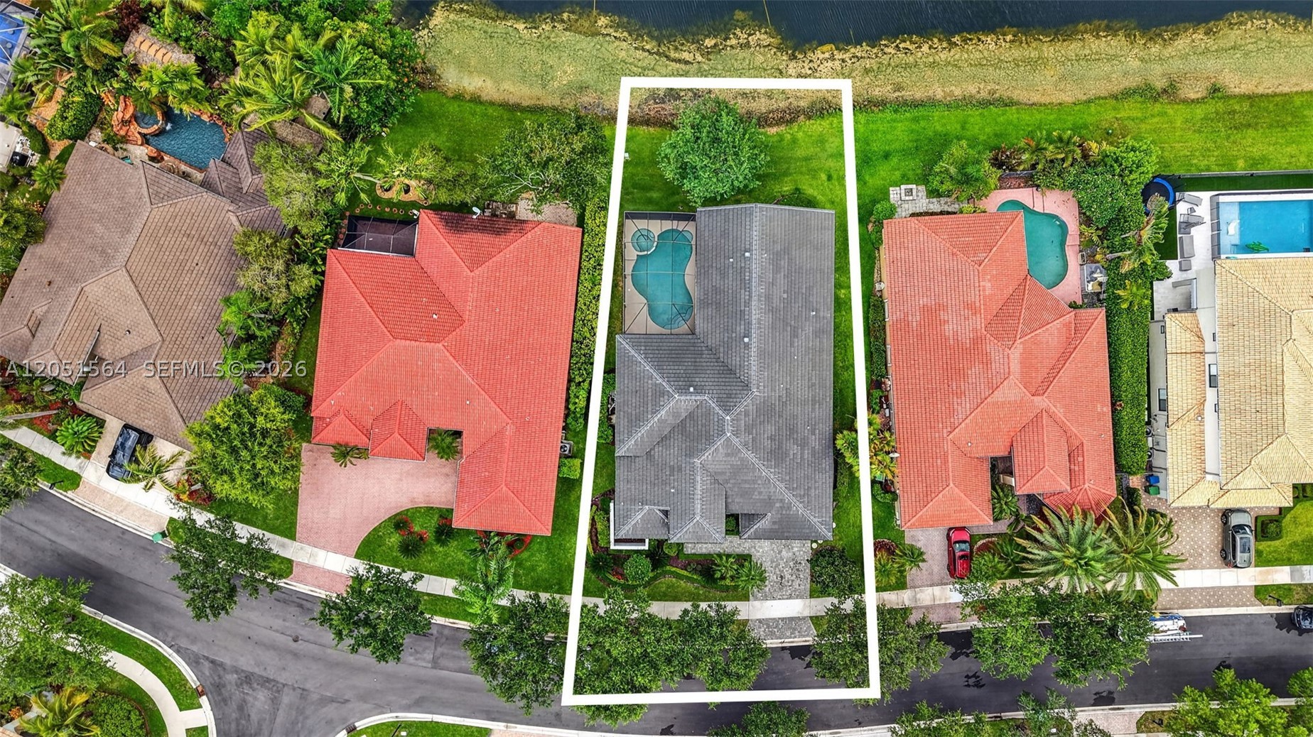 1164 Ginger Circle Property Photo 3
