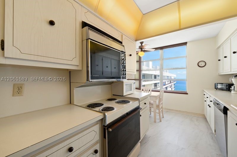 4280 Galt Ocean Dr 26d Property Photo 18