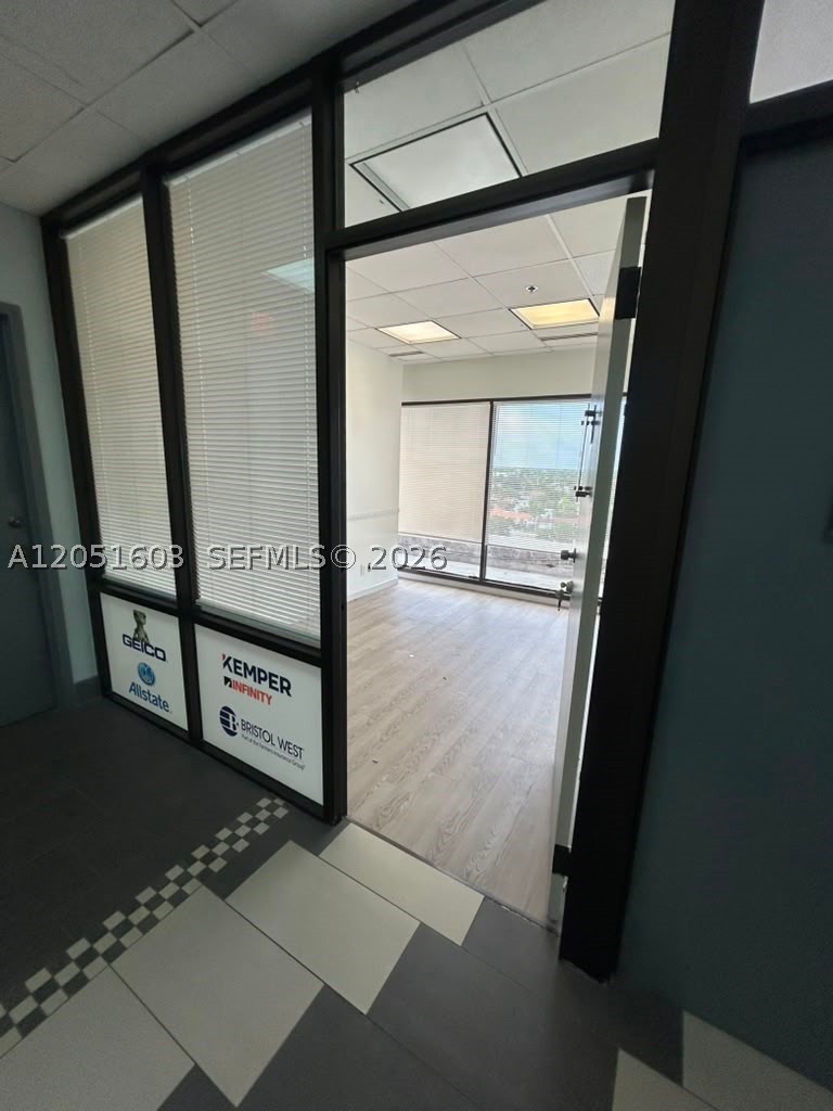 900 W 49th St Suite 524 Property Photo 6