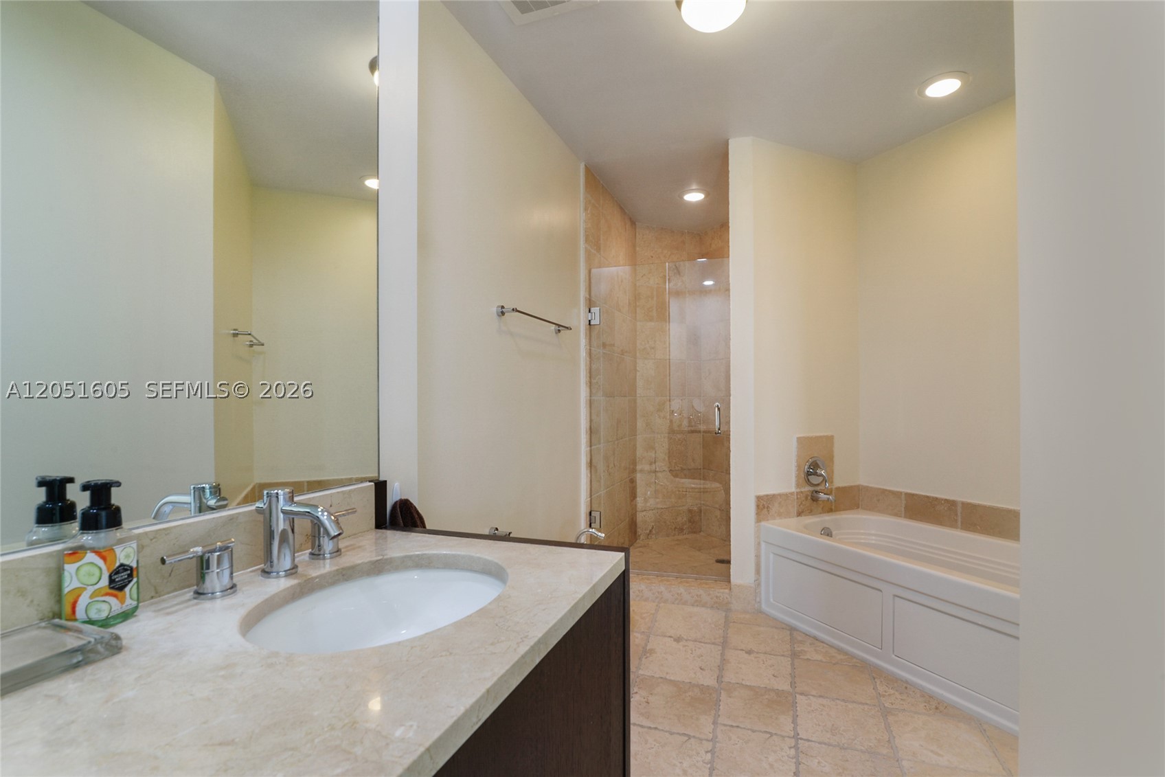 18201 Collins Ave 4209a Property Photo 11