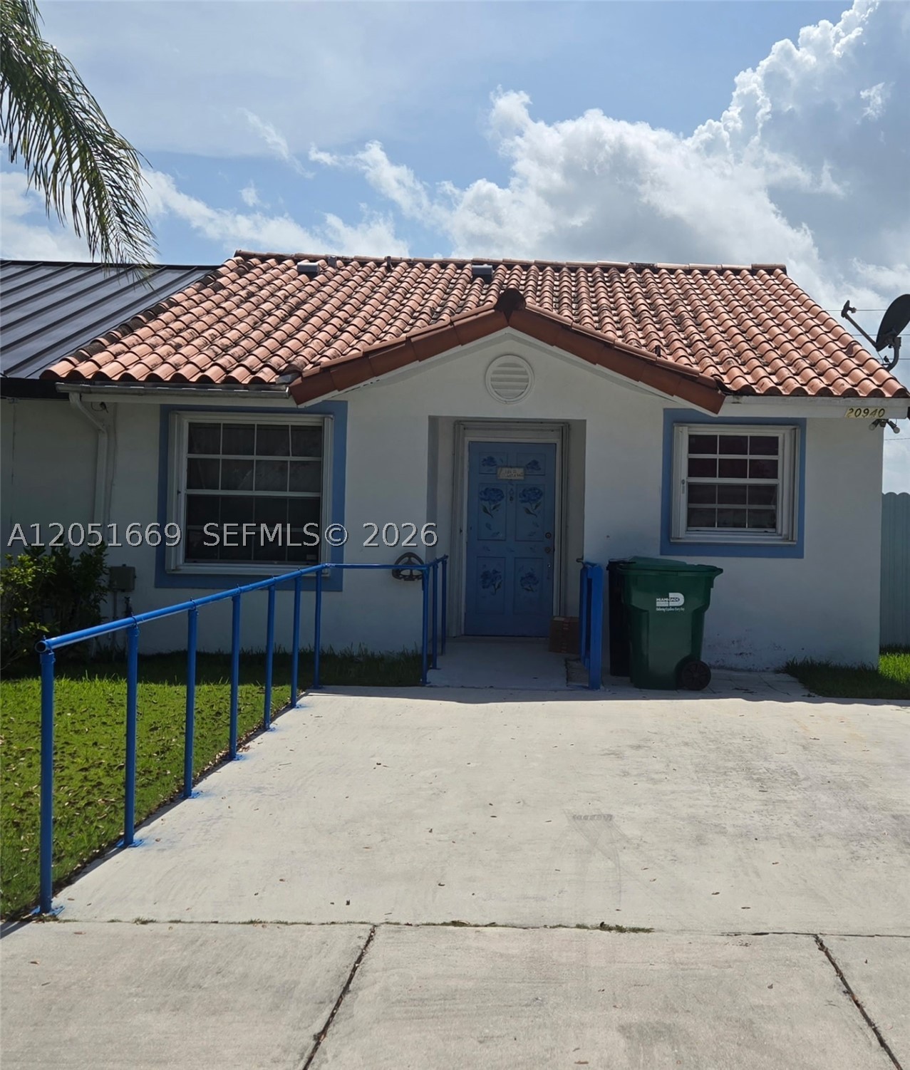 20940 SW 121st Ave Property Photo 1