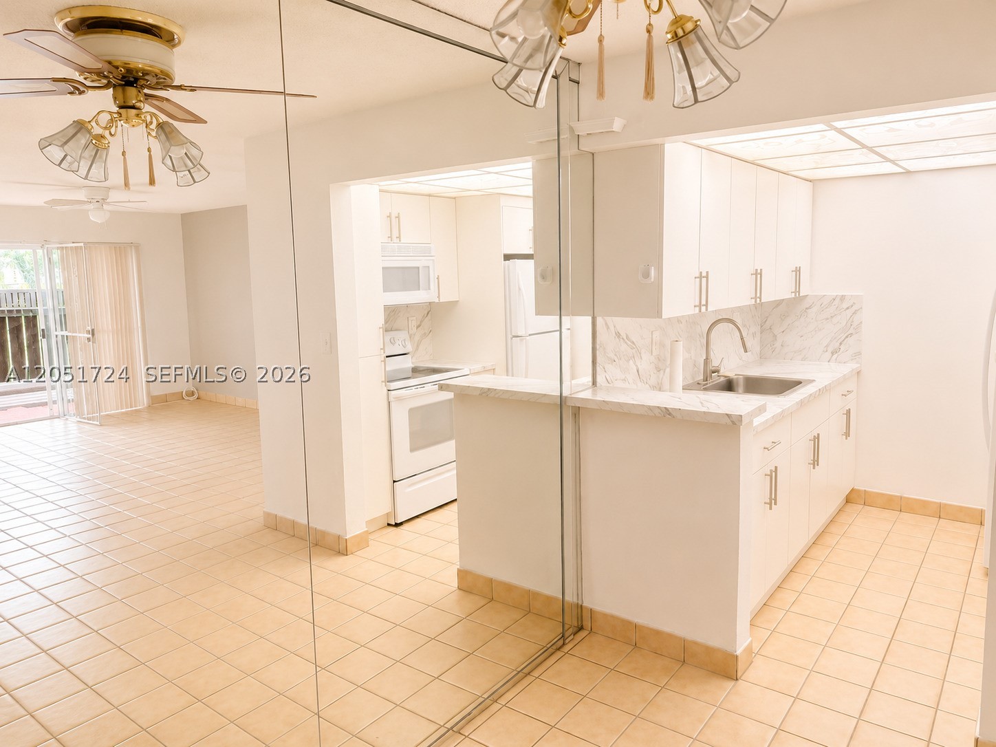 A12051724 Property Photo 6