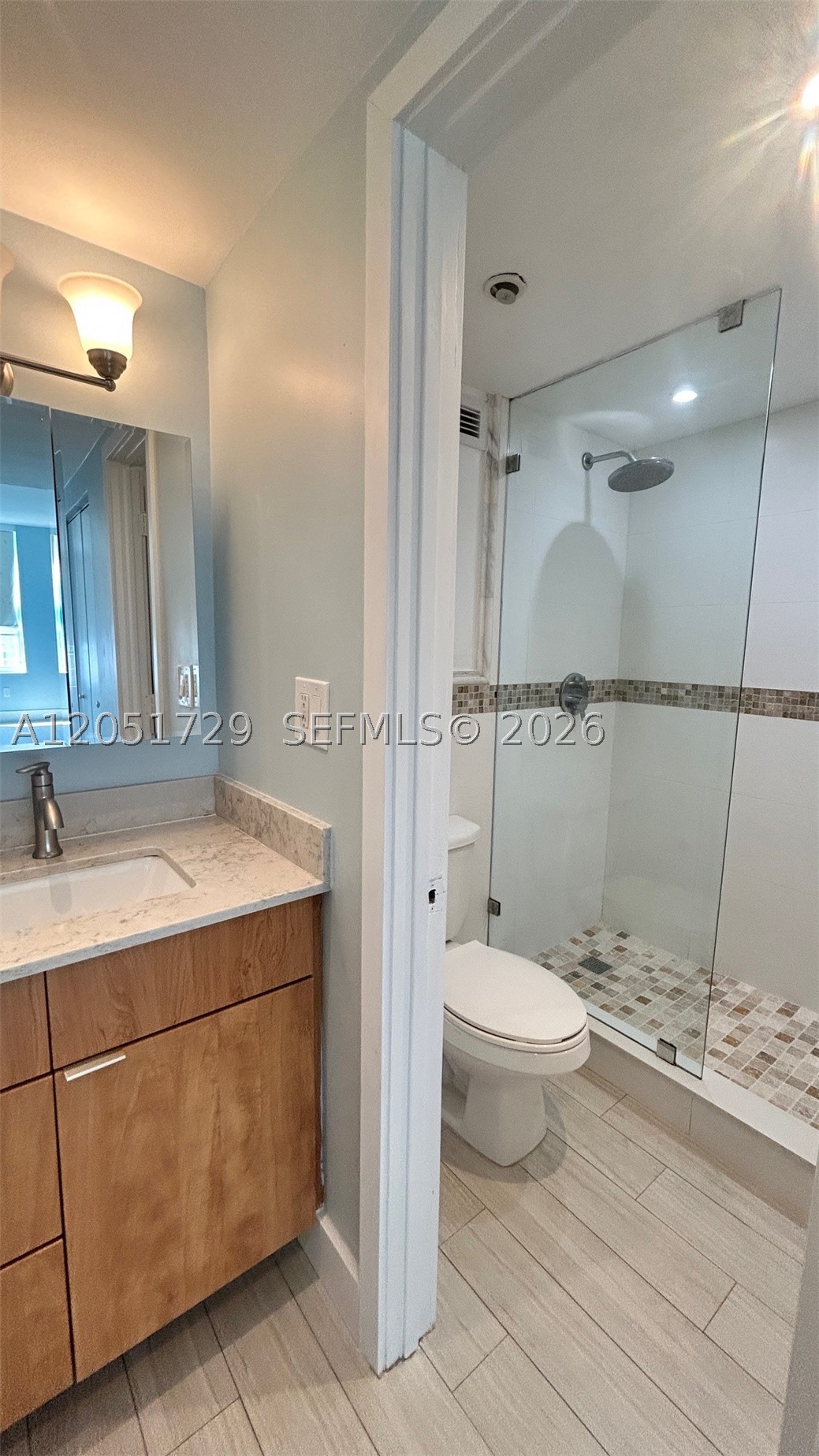 2899 Collins Ave 724 Property Photo 11