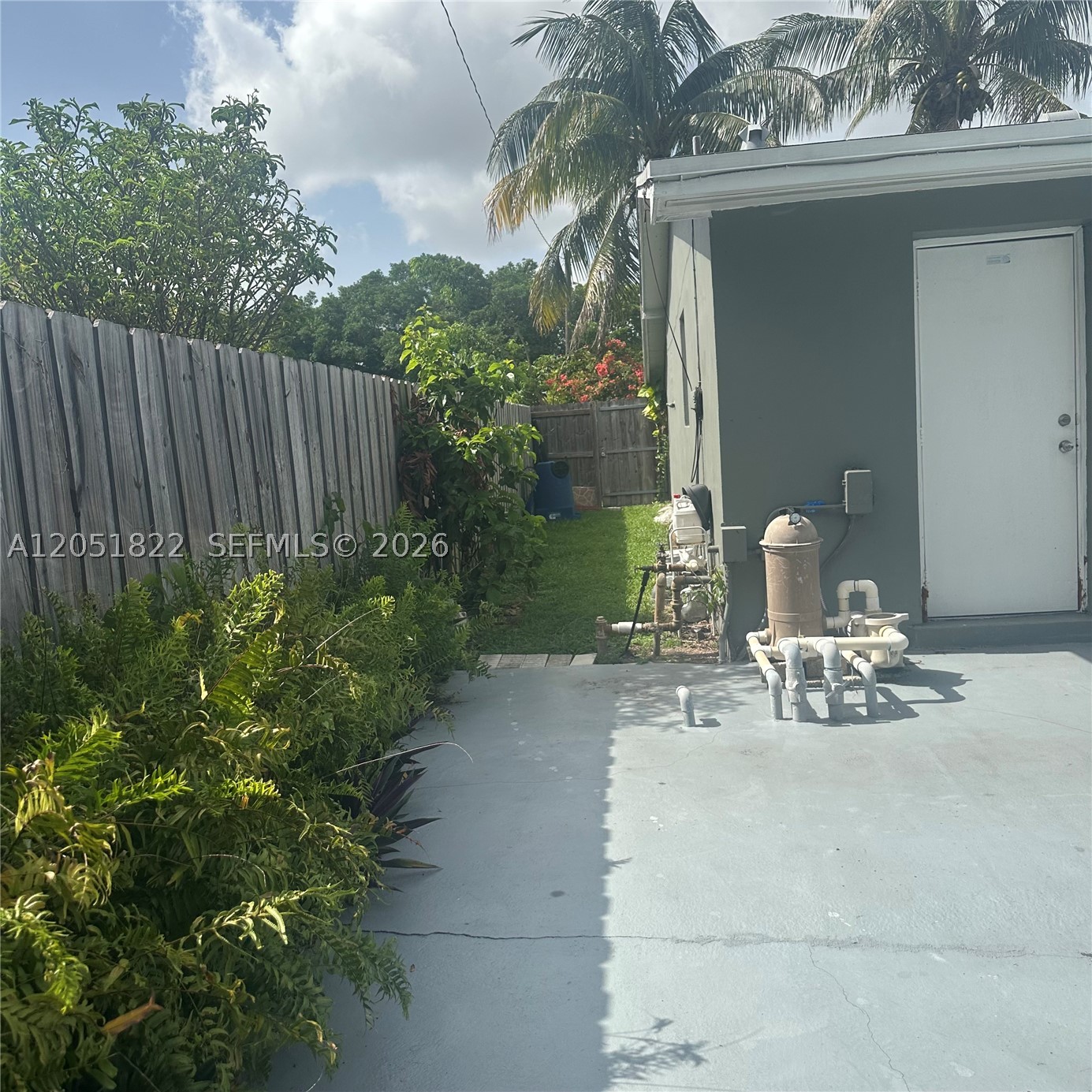930 Nw 180th Ter Property Photo 34