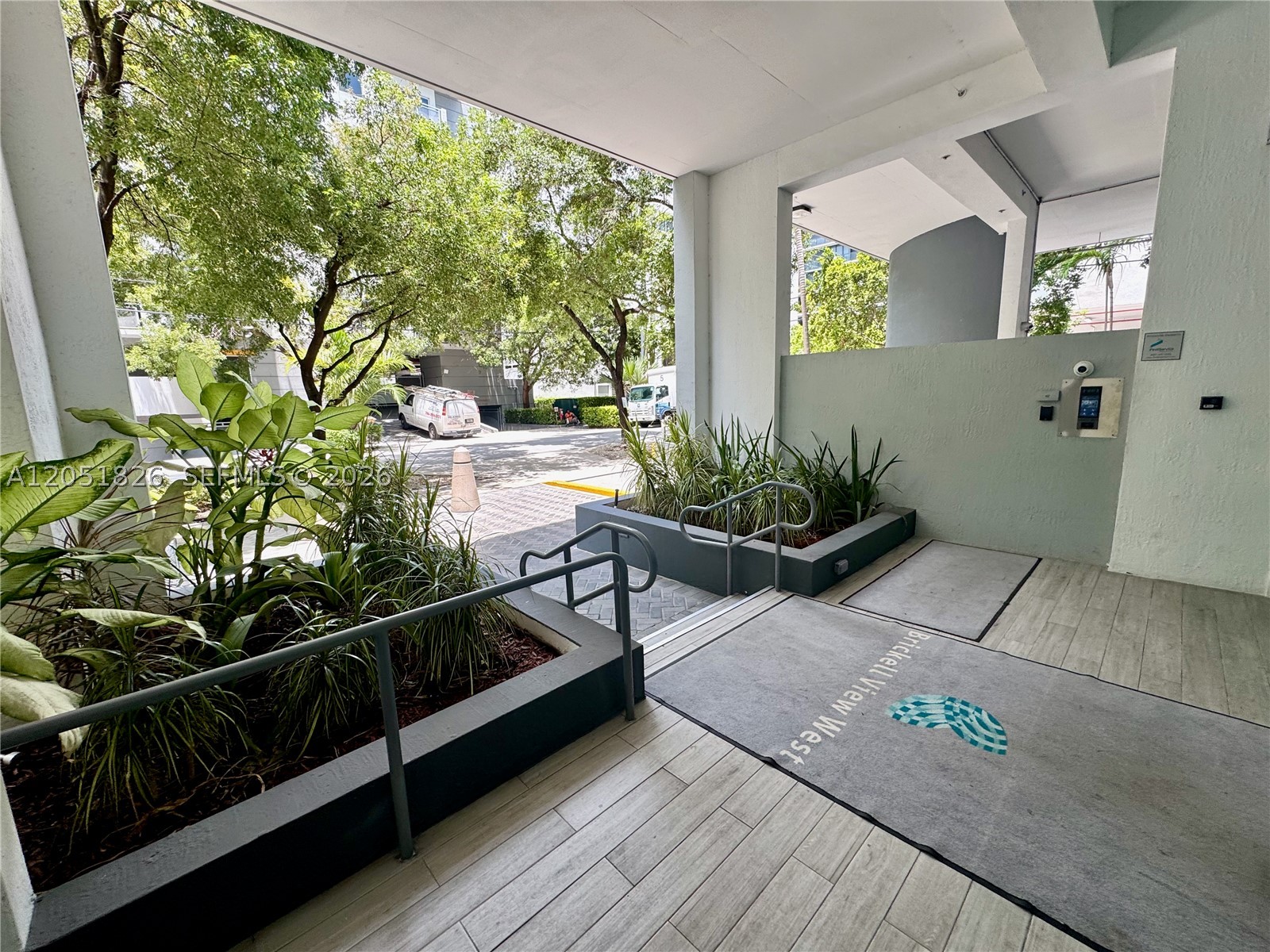 1723 SW 2nd Ave 704 Property Photo 1