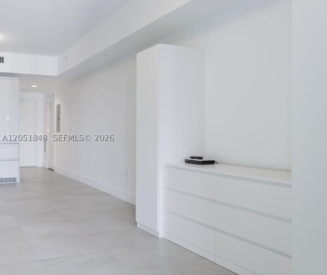 1010 Brickell Ave 3210 Property Photo 1