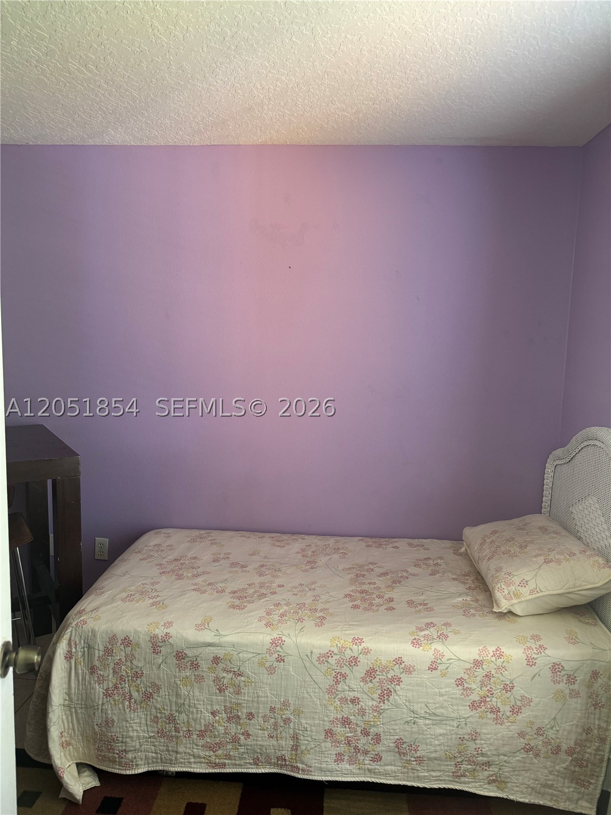 402 Se Crosspoint Dr Property Photo 5